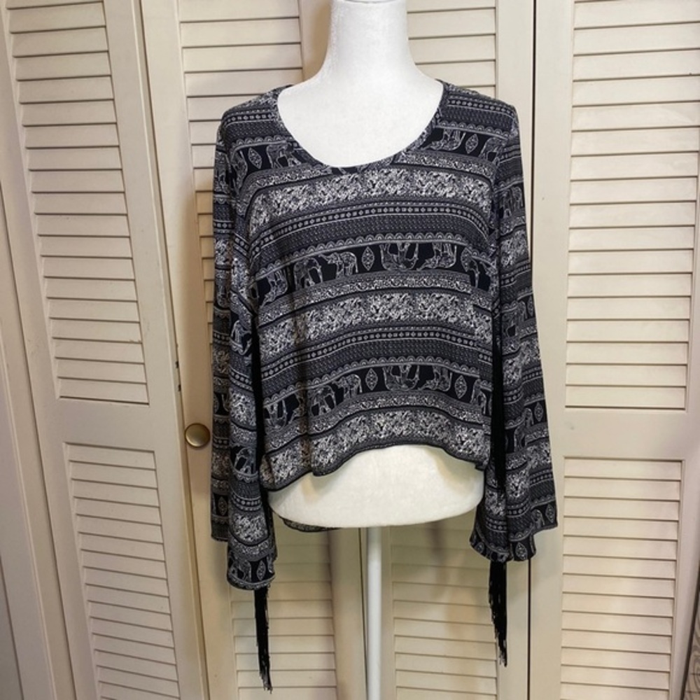 SEE YOU MONDAY M boho funky cropped fringed bell sleeved shirt